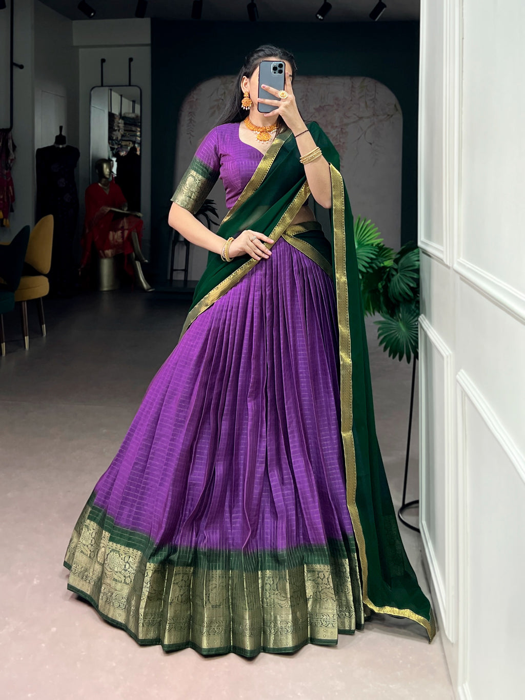 Dola Chex Lehenga Set