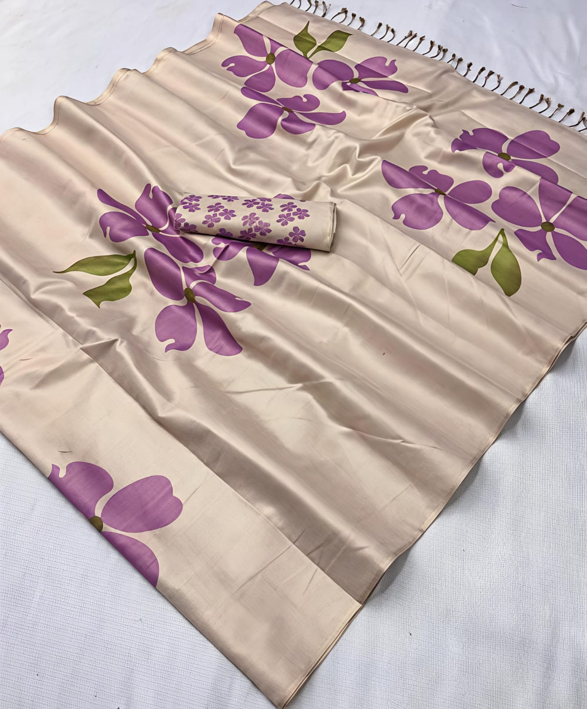 Premium Soft Tissue Silk Saree – Floral Digital Print