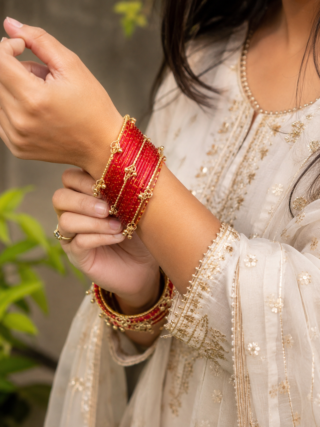Trending Glass Bangles Set with Kashmiri Bangles & Suitcase Organiser