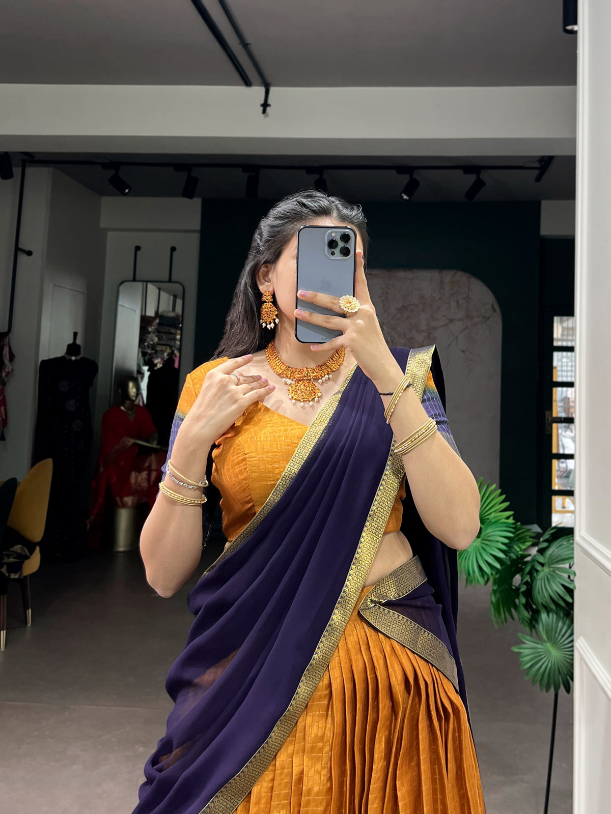 Dola Chex Lehenga Set
