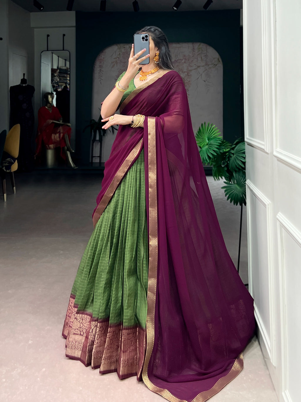 Dola Chex Lehenga Set